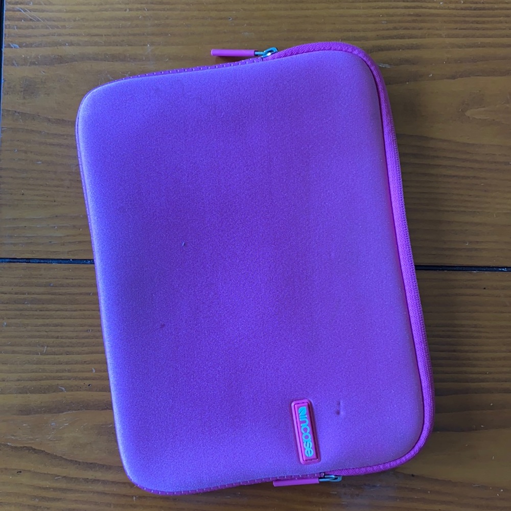 Incase Laptop/iPad Case